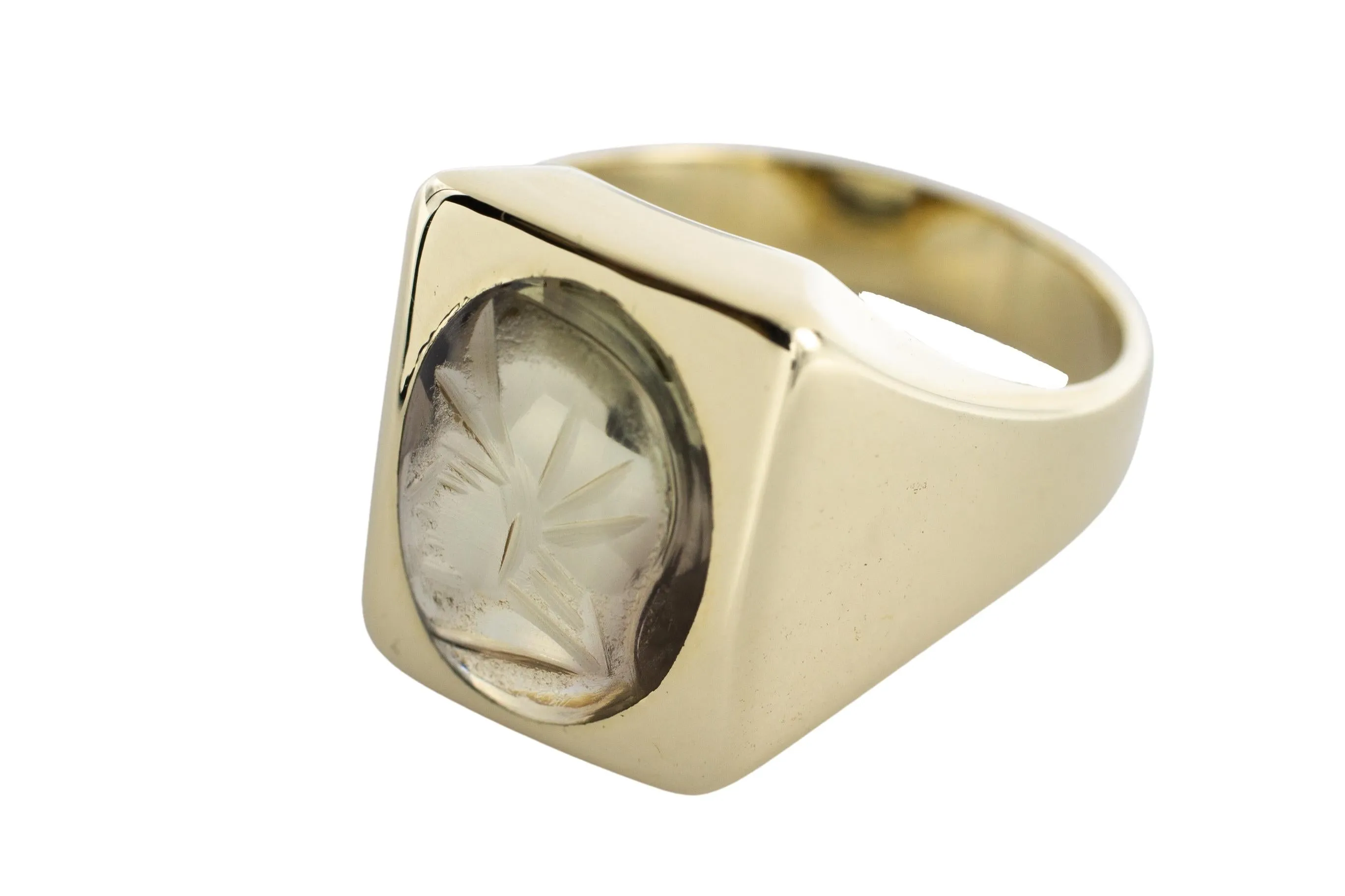 14 carat gold signet ring with a rock crystal intaglio