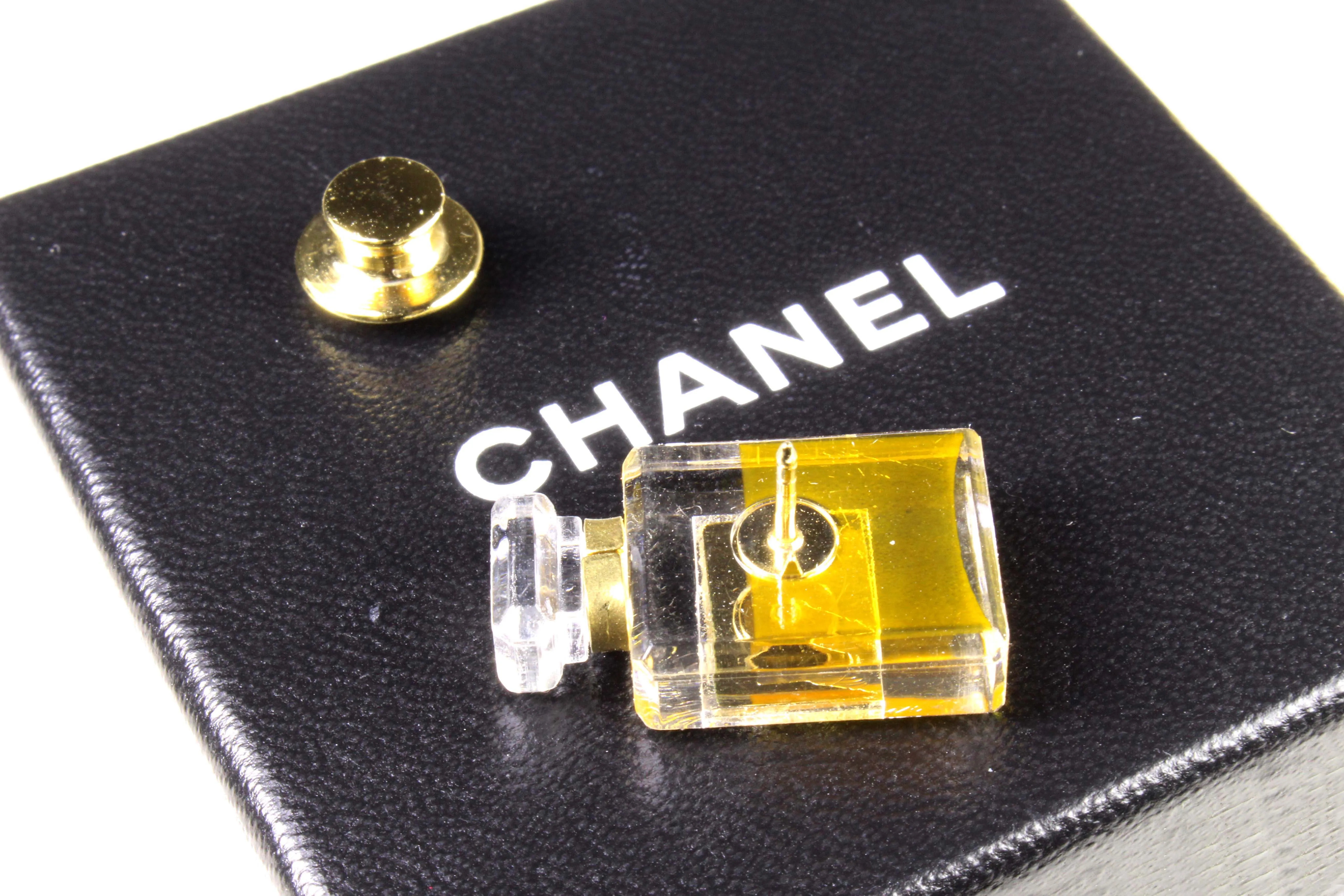 CHANEL iconic No.5 miniature perfume pin brooch