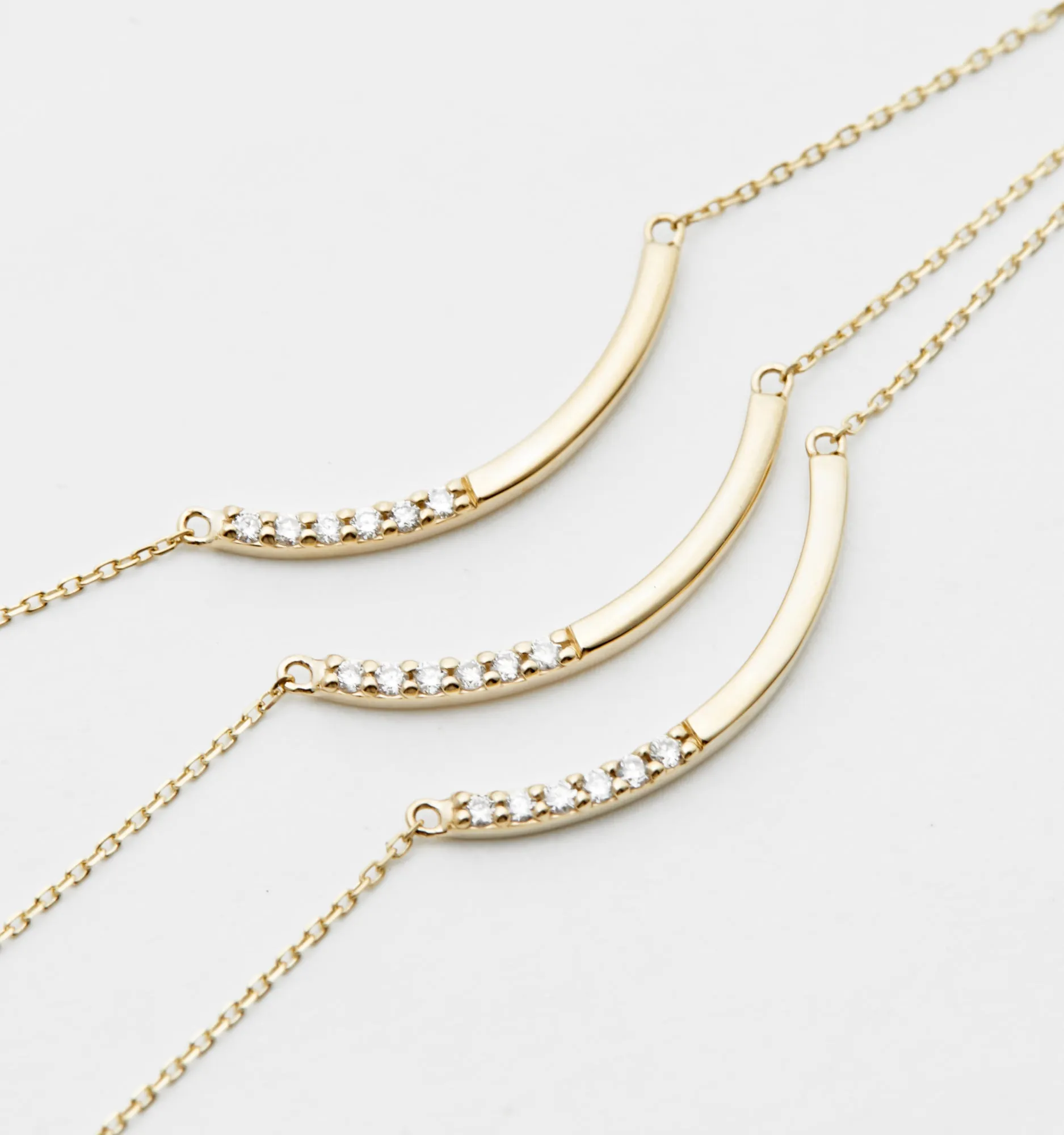 Curve Bar Diamond Necklace