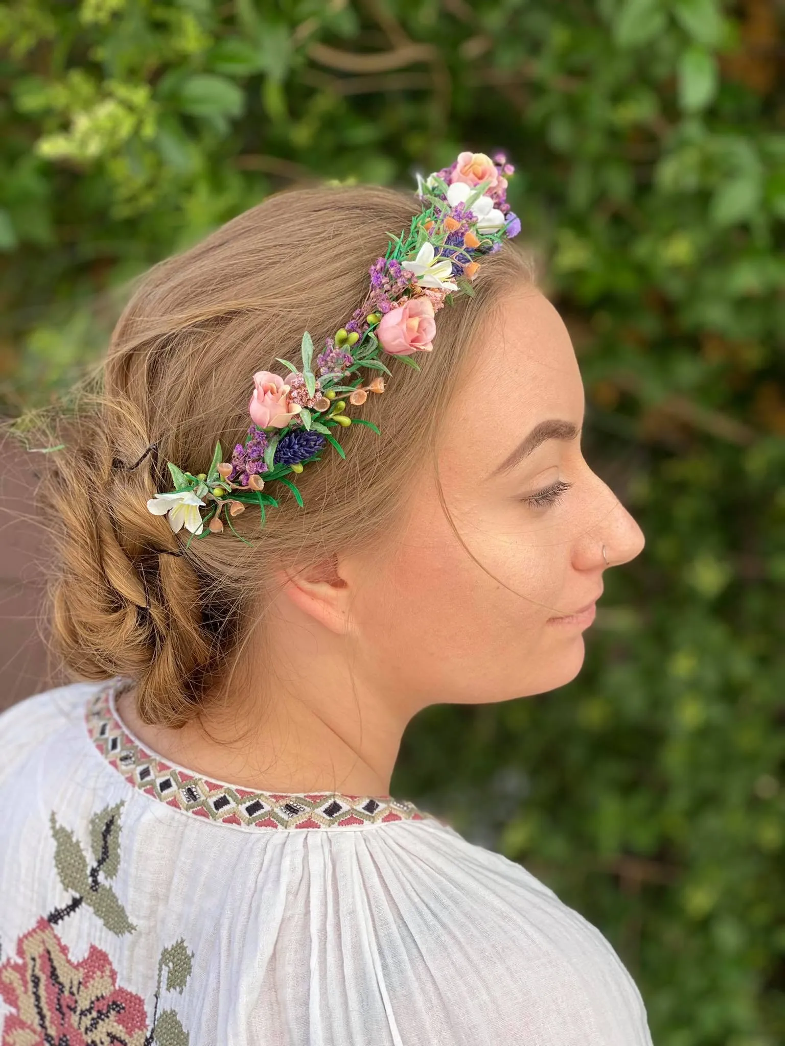 Meadow flower hair wreath Bridal flower crown with roses Hair flowers Bridal hairstyle inspo Navy and peach flower hair wreath Wildflowers