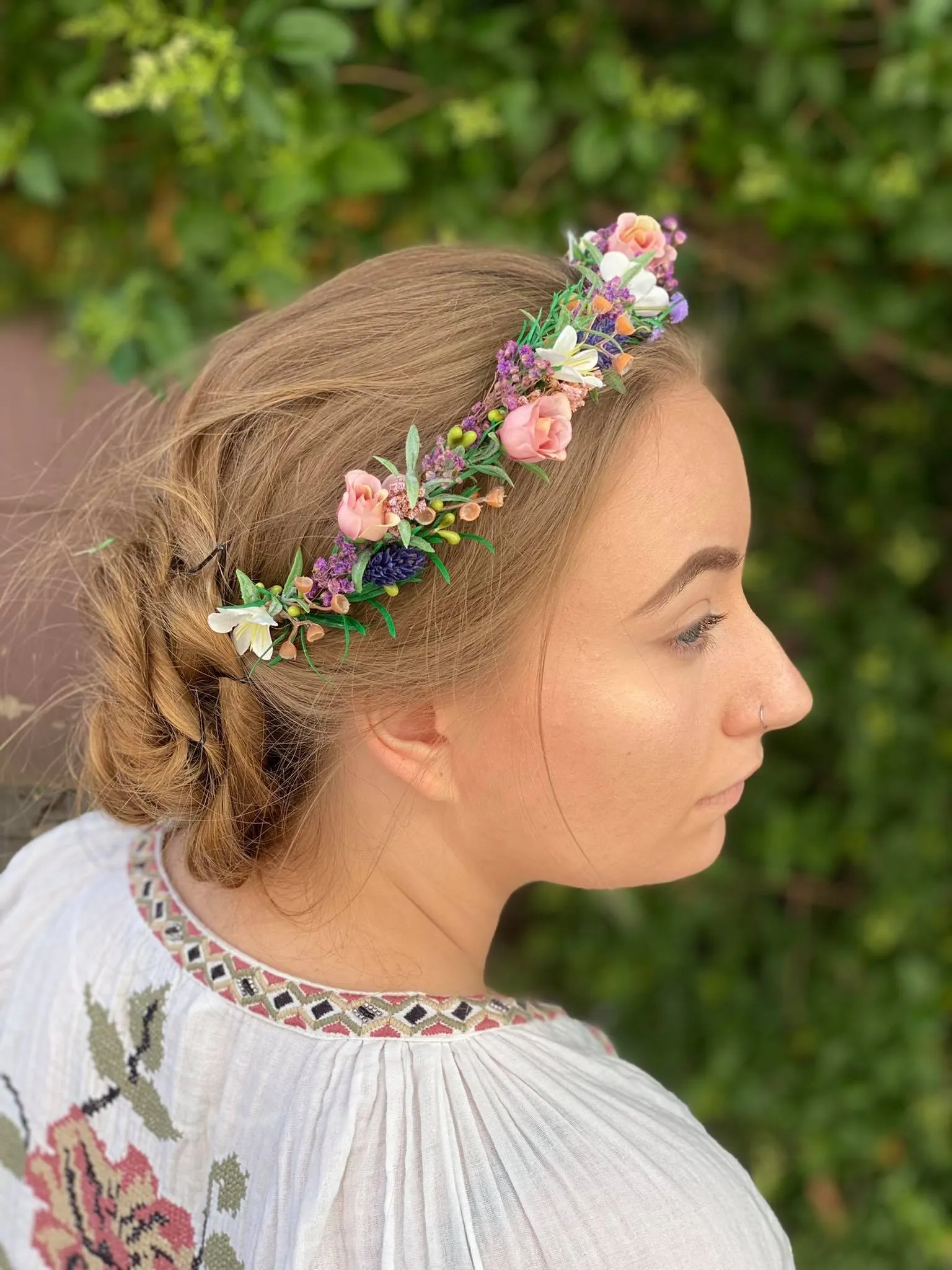 Meadow flower hair wreath Bridal flower crown with roses Hair flowers Bridal hairstyle inspo Navy and peach flower hair wreath Wildflowers