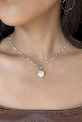 Pearl Heart-Shaped Silver Chain Necklace